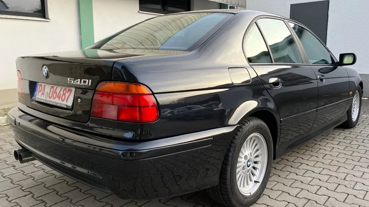 BMW 540