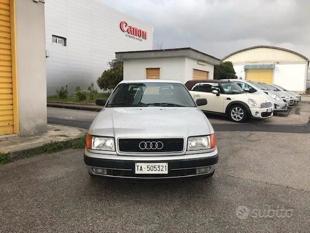 Audi 100