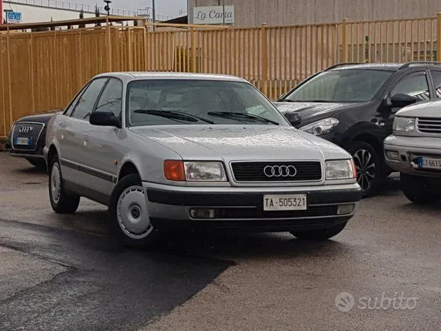 Audi 100