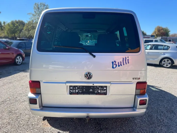Volkswagen T4 Caravelle