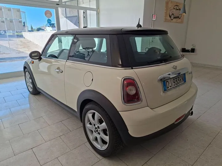 MINI Cooper D