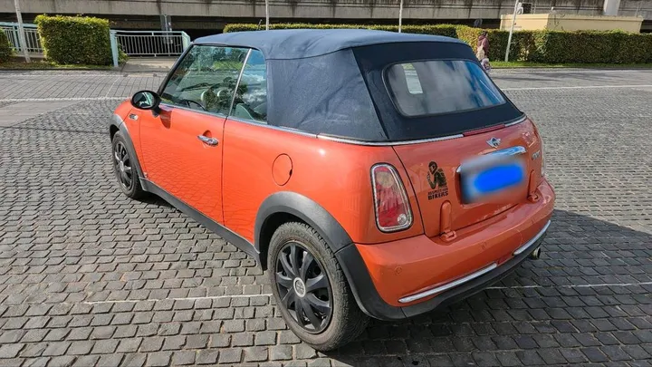 MINI Cooper Cabrio