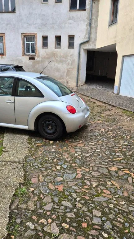 Volkswagen New Beetle