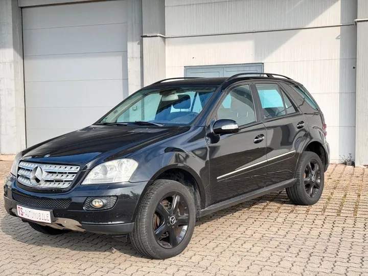 Mercedes-Benz ML 320