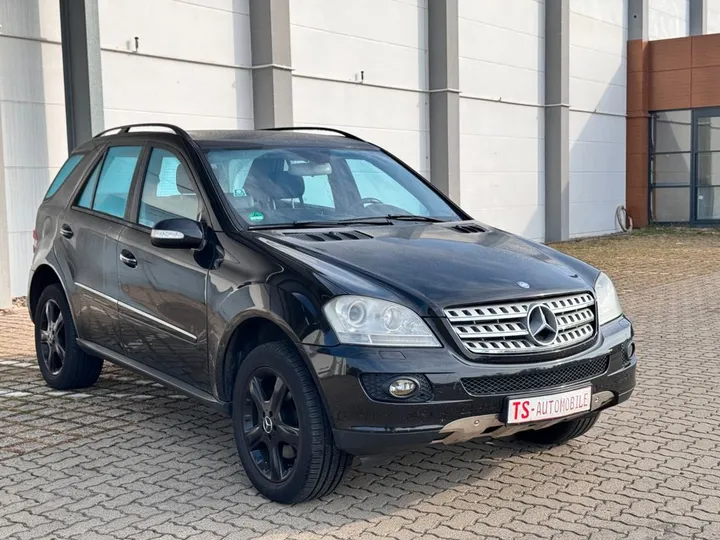 Mercedes-Benz ML 320