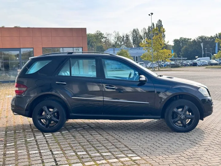 Mercedes-Benz ML 320