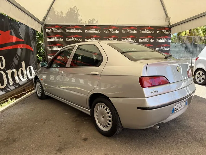 Alfa Romeo 146