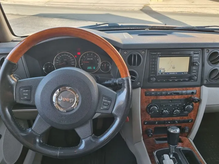 Jeep Commander