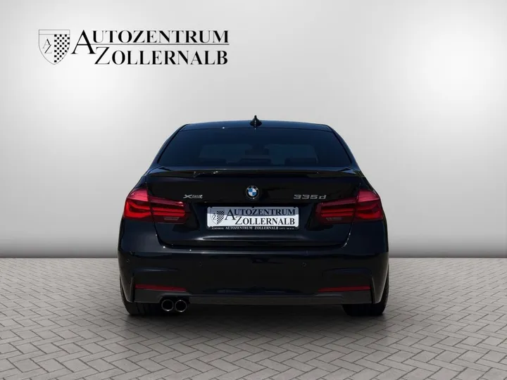 BMW 335