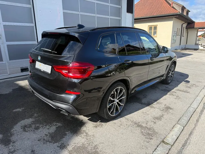BMW X3 M40