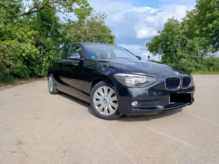 BMW 114