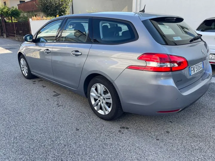 Peugeot 308