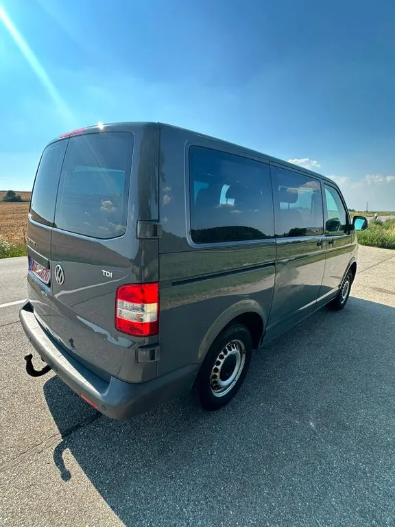 Volkswagen T5 Transporter