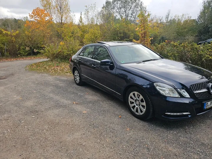 Mercedes-Benz E 300