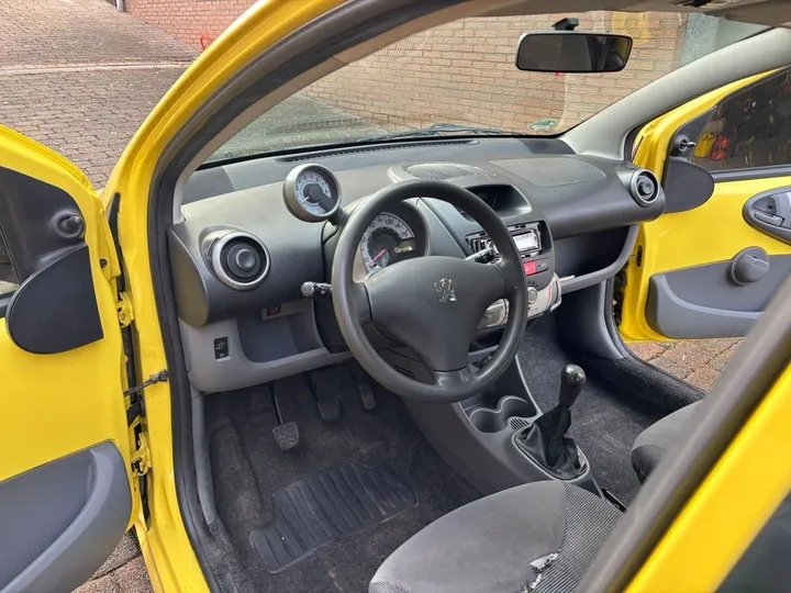 Peugeot 107