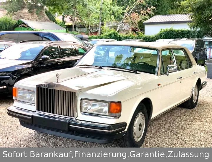 Rolls-Royce Silver Spur