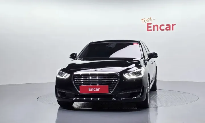 Genesis EQ900