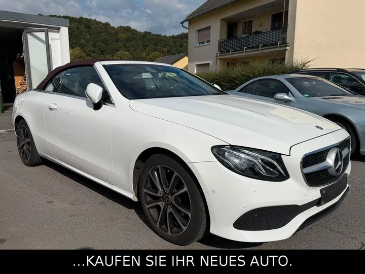Mercedes-Benz E 220