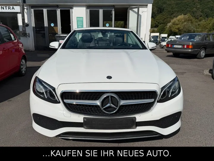 Mercedes-Benz E 220