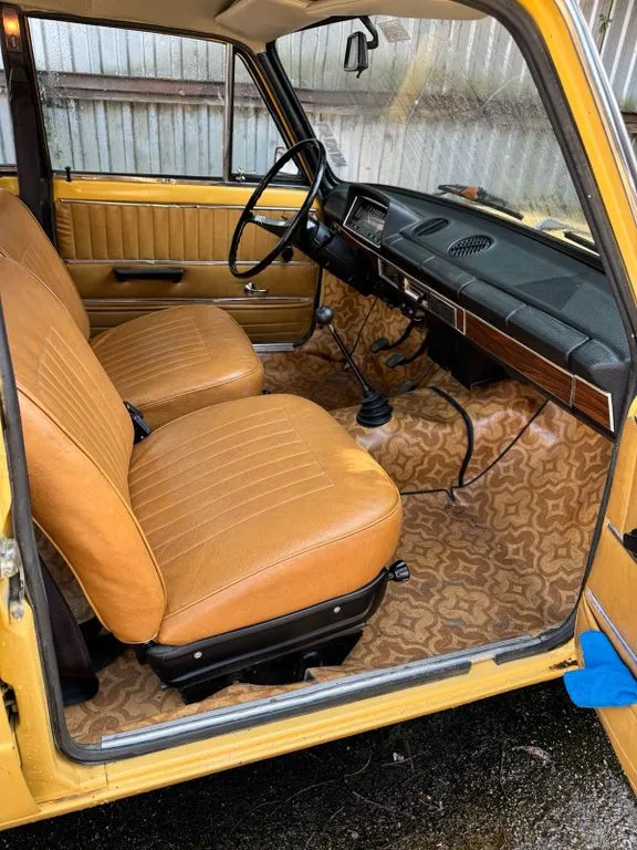 Lada 1200