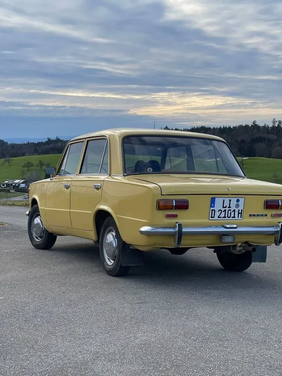 Lada 1200