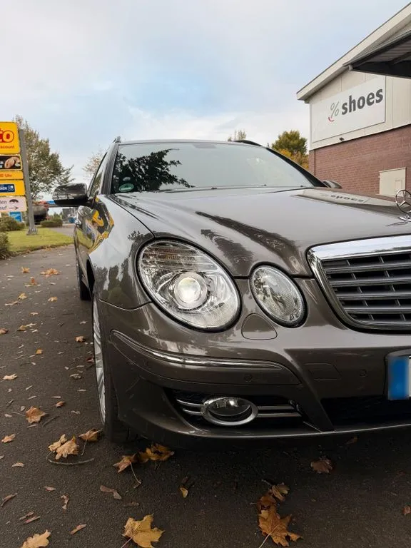 Mercedes-Benz E 280