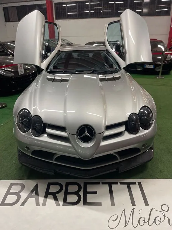 Mercedes-Benz SLR