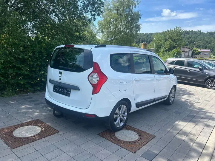 Dacia Lodgy