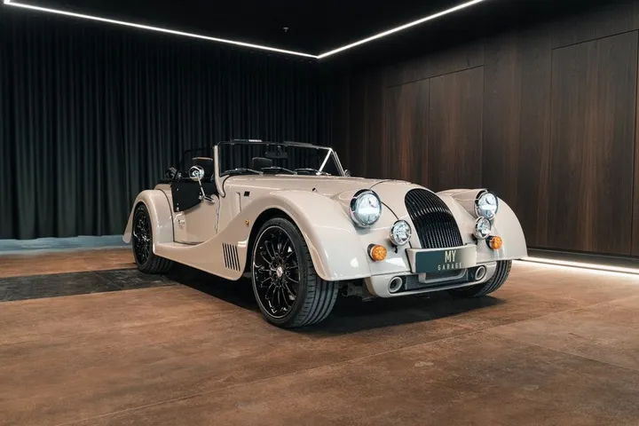Morgan Plus 6