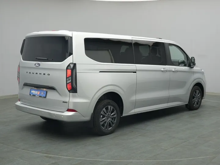 Ford Tourneo Custom