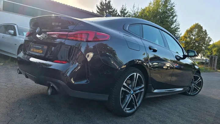 BMW 218
