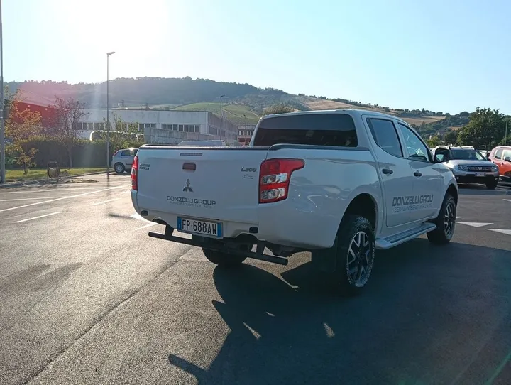 Mitsubishi L200