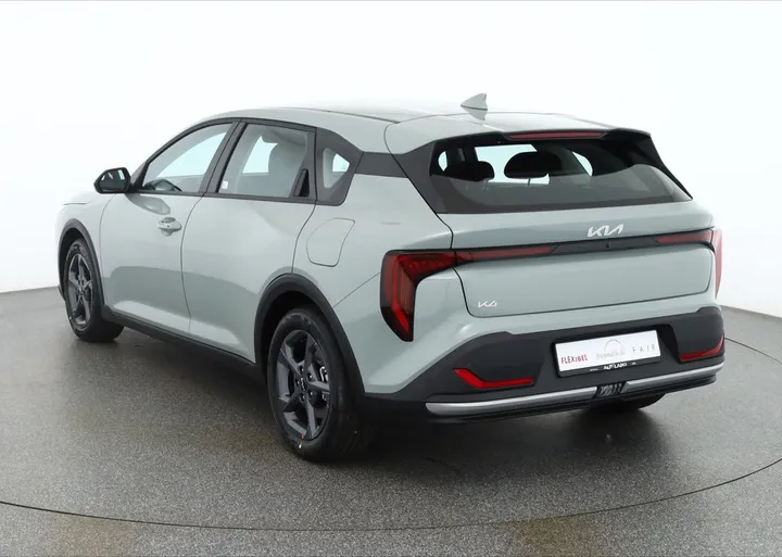 Kia K4