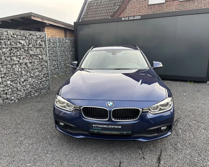 BMW 320