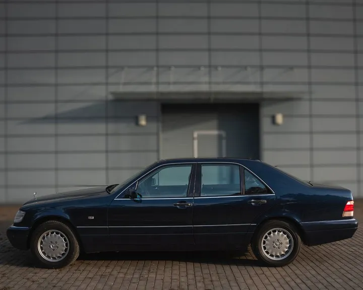 Mercedes-Benz S 300