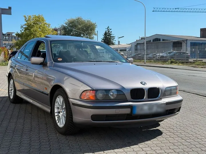 BMW 520