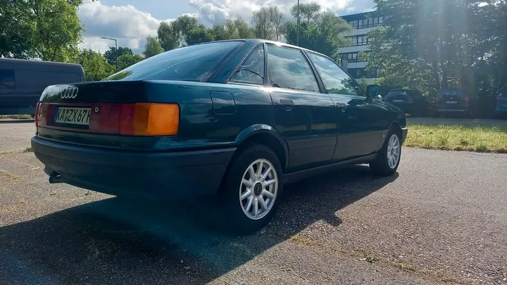 Audi 80