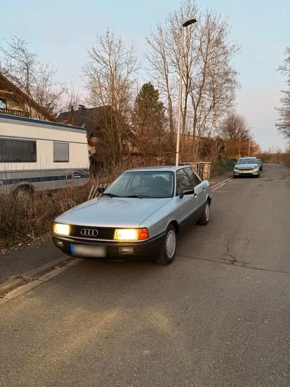 Audi 80