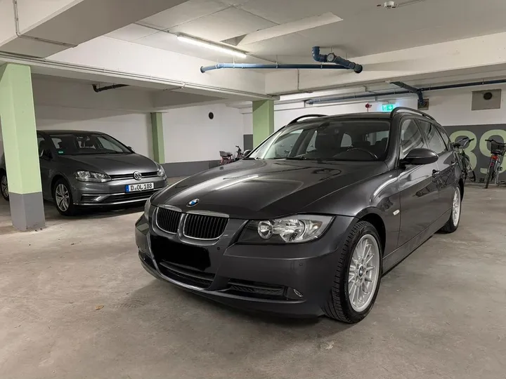 BMW 320