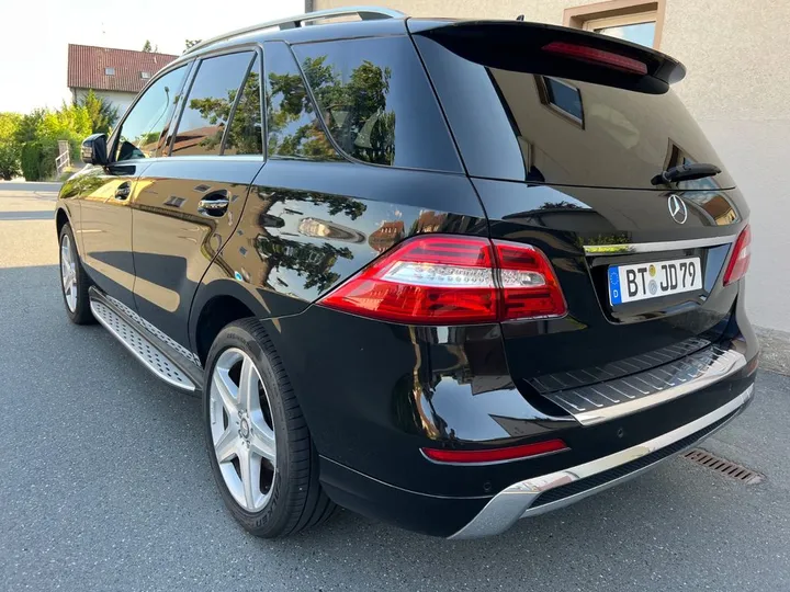 Mercedes-Benz ML 350
