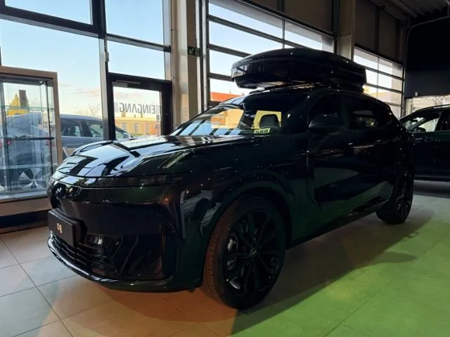 Lynk&Co 08