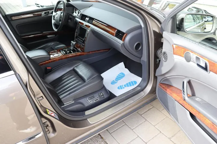 Volkswagen Phaeton