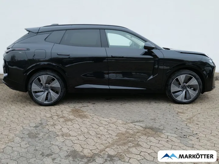 Lynk&Co 08