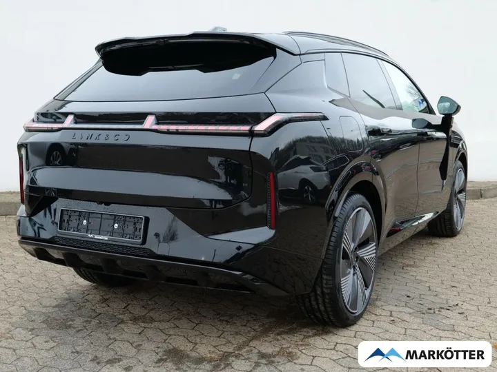 Lynk&Co 08