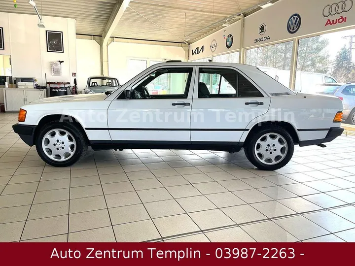 Mercedes-Benz 190
