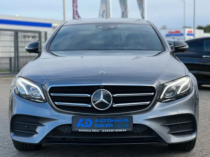 Mercedes-Benz E 300