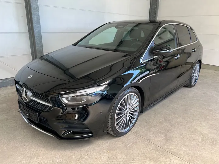 Mercedes-Benz B 220