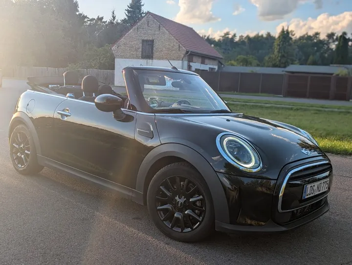MINI Cooper Cabrio