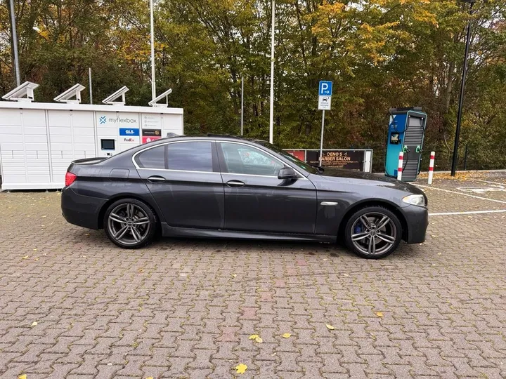 BMW 525