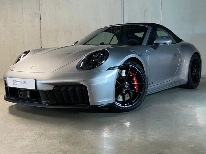 Porsche 992